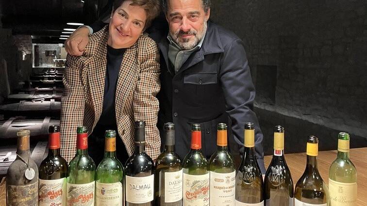 La enóloga María Vargas y Vicente Dalmau Cebrián-Sagarriga, presidente de la bodega.