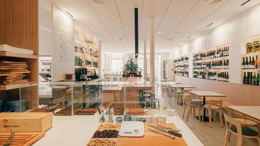 Viblioteca, Barcelona.