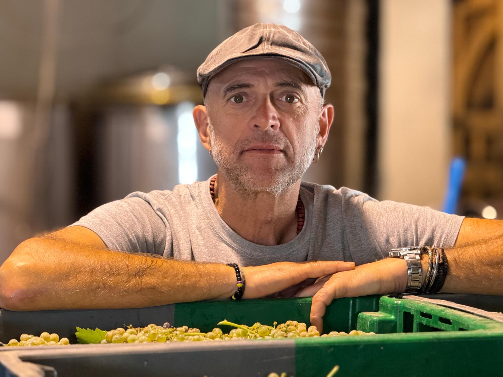 Ismael Gozalo, en&oacute;logo de MicroBio Wines.