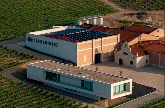 Imagen cenital del exterior de la bodega.