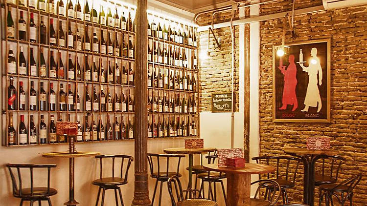 La Fisna Wine Bar.