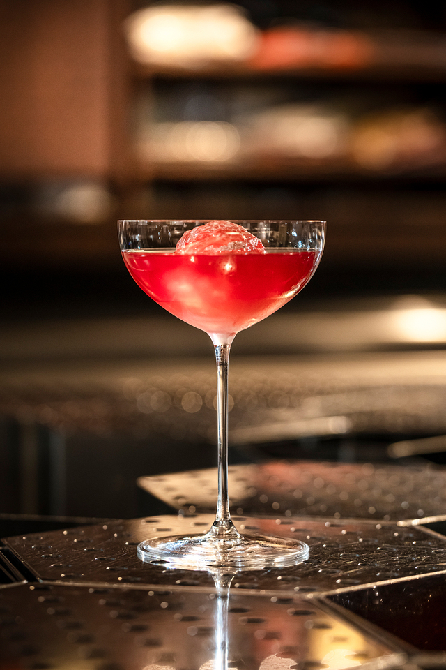 C&oacute;ctel Lingonberry + Jasmine.