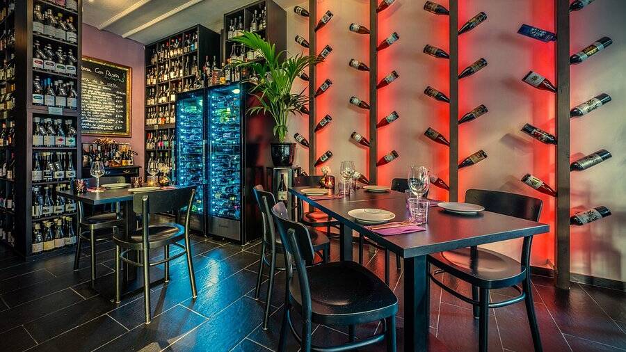 Vinoteca con Pasi&oacute;n.